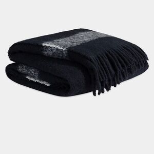 Hudson’s Bay  Stripes Anthracite Black and Grey Throw Blanket New With Tags